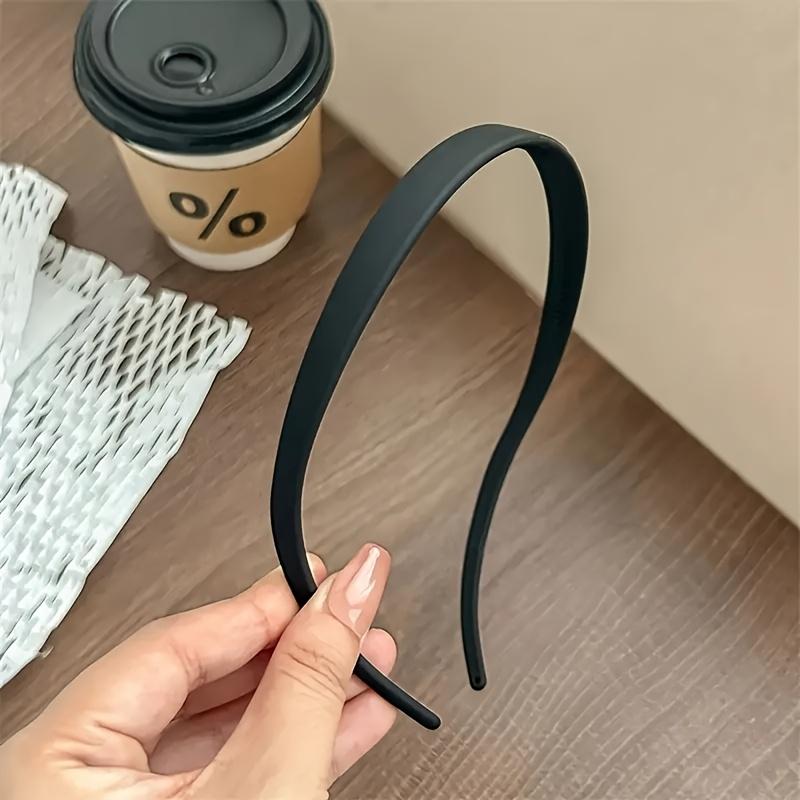 1Pc matte U-shaped headband, no pressure and comfortable design, is a daily headgear accessory for face washing and makeup