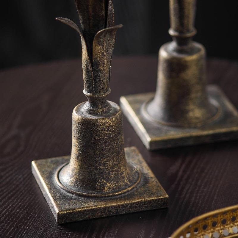 Retro Creative Candle Holders Living Room Desktop Candlestick Luxury Bedroom Decoration Ornament Home Decoration Accessories