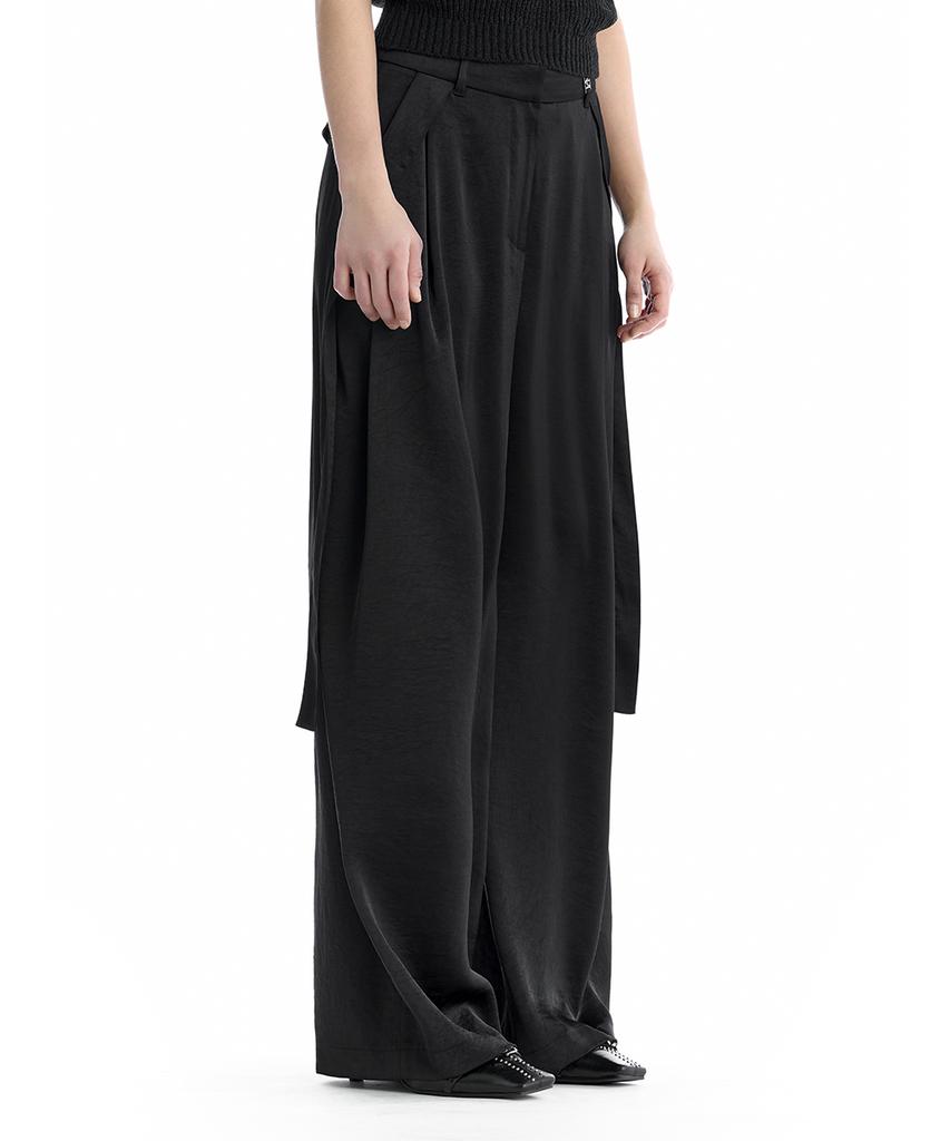 Teulimingbeodeu Draped Strap Set-Up Slacks [ Black ]