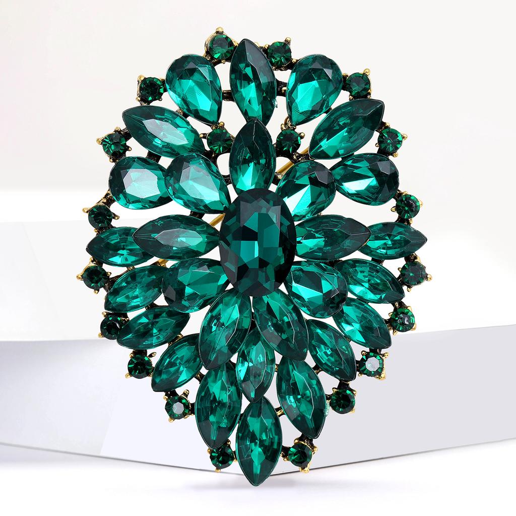 Elegante Kristallglas Broschen für Damen Unisex Strass Pins Hochzeitsaccessoire Event Party Neujahrsgeschenke Schmuck Dekoration