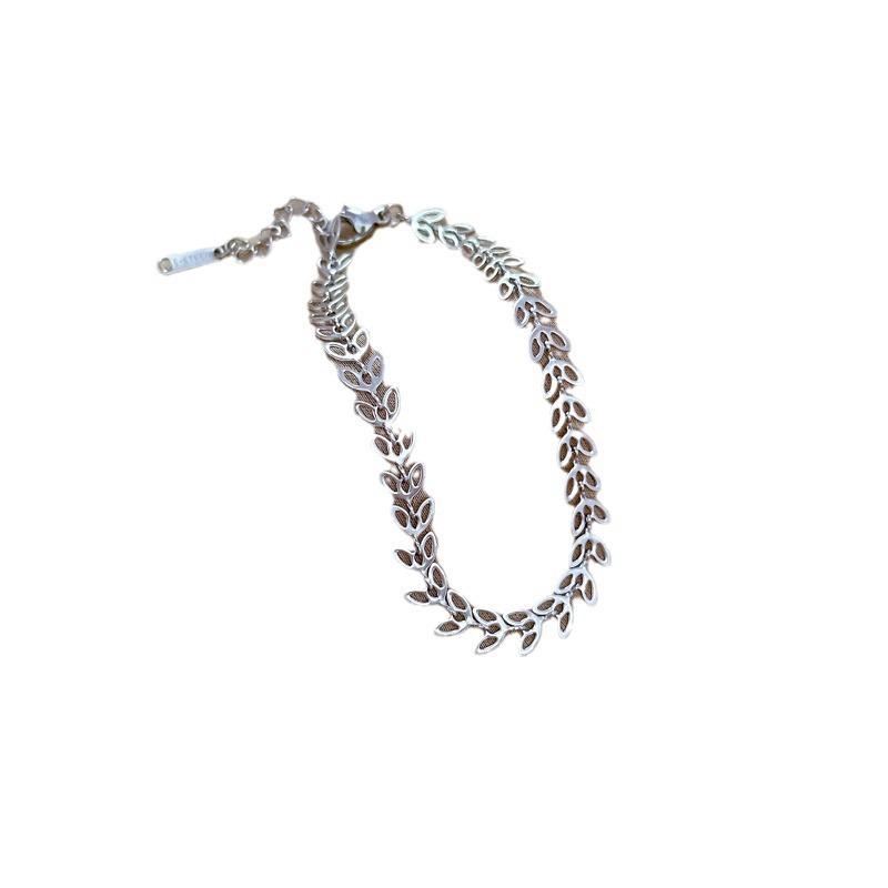 Titanium Steel Dongmen Personalized Minimalist Wind Lucky Grass Personalized Chain Bracelet Female Retro Girlfriend