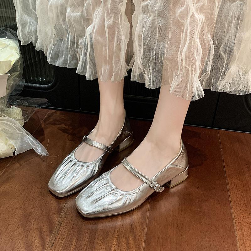 

French square head Mary Jane shoes women s 2025 new summer with skirt gentle small leather shoes versatile thick heel single shoes 40 серебряный