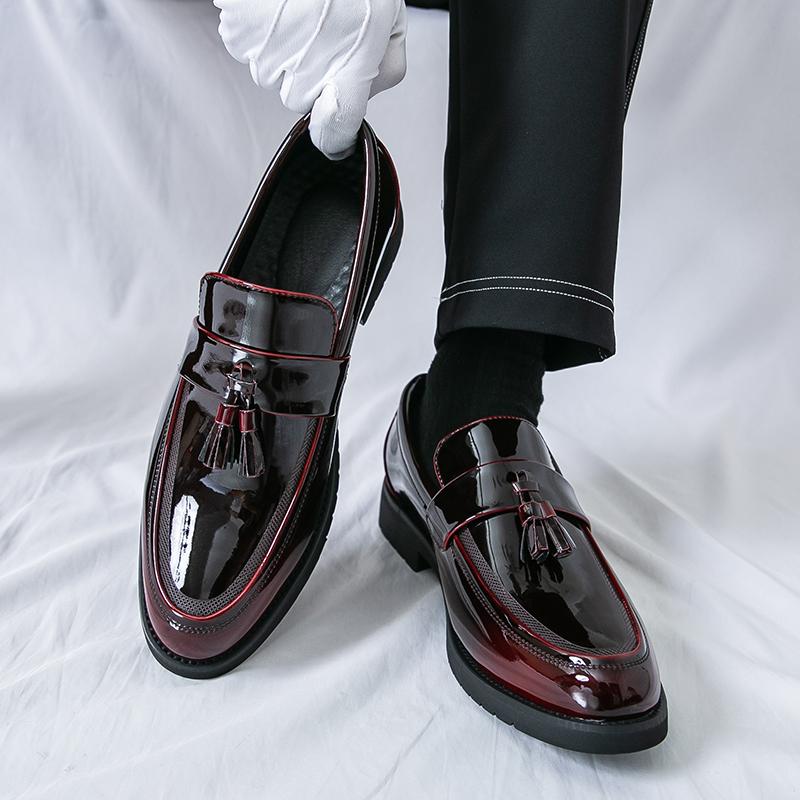 High Quality Spring Pointed Tassel Sleeve Casual Leather Shoes Brand for Men Fashionable Shiny Comfortable Non Slip,and Loafers