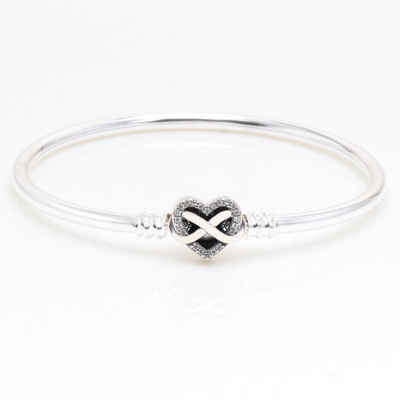 Silver Plated Heart Clasp Snake Chain Bracelet - Elegant Gift for Women
