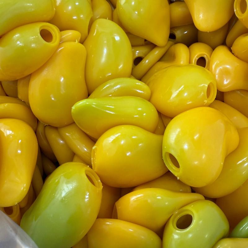 Shapeable Non Bounce Stress Ball 1Pcs Mango Peel Squeeze Color Changing ASMR Fidget Toy for Holiday Gift