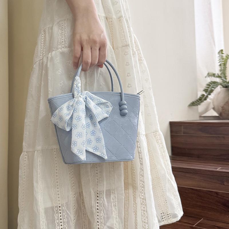 Vegetable Basket Portable Small Bag Summer Fresh And Sweet Niche High Sense Daily Versatile Oblique Span Bag