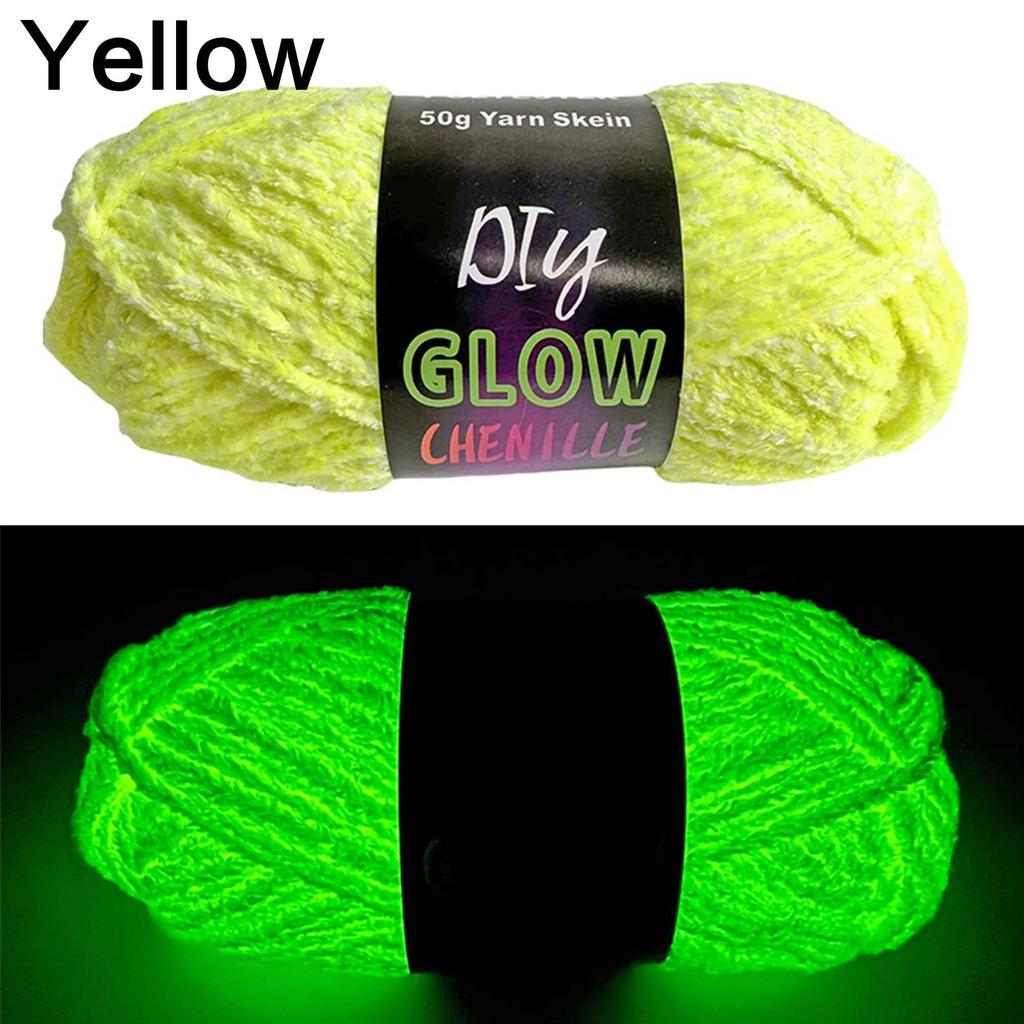 Filato di Chenille di Velluto Luminoso 100% Poliestere Brilla al Buio per Lavorare a Maglia, Uncinetto, Bambole Tessute a Mano, Creazioni Fai da Te