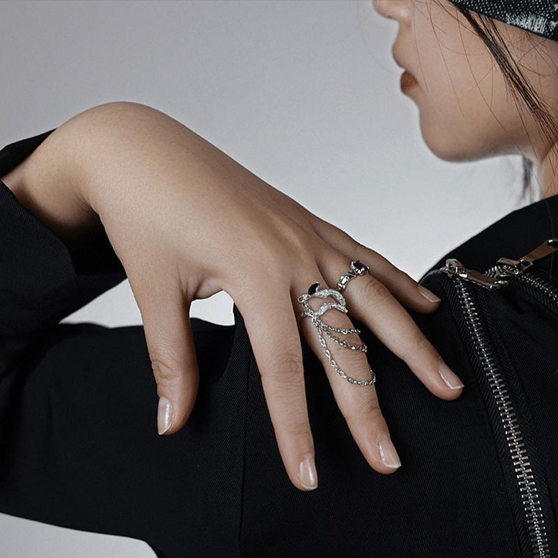 Luxurious Style Ins Womens Ring With Adjustable Open Design And Unique Black Features Zircon