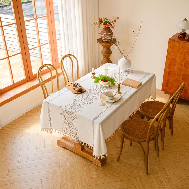 Ying Cross-Border Cotton Linen Embroidered Tablecloth, French Retro American Style, Rectangular.