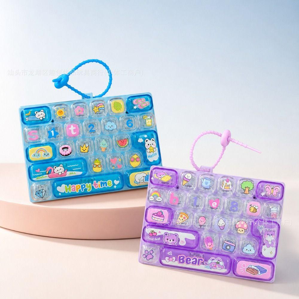 Süßes Design Dekompressions-Knopfspielzeug 26-Tasten Tastatur Schlüsselanhänger Mini-Tastatur Anhänger Kinder Tasche