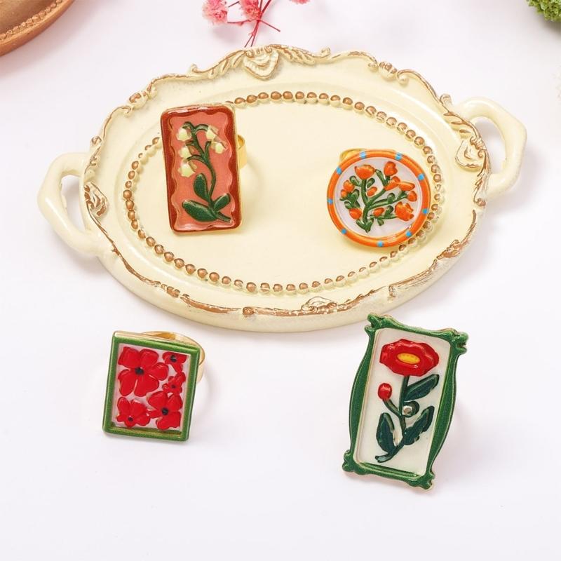 Vintage Floral Open Band Ring in Alloy Finish, Adjustable Statement Jewelry for Party Styling, Daily Wear, and Gifts