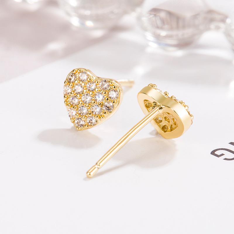 Flash Diamond Love Hear Stud Earrings Small Niche Earrings for Women