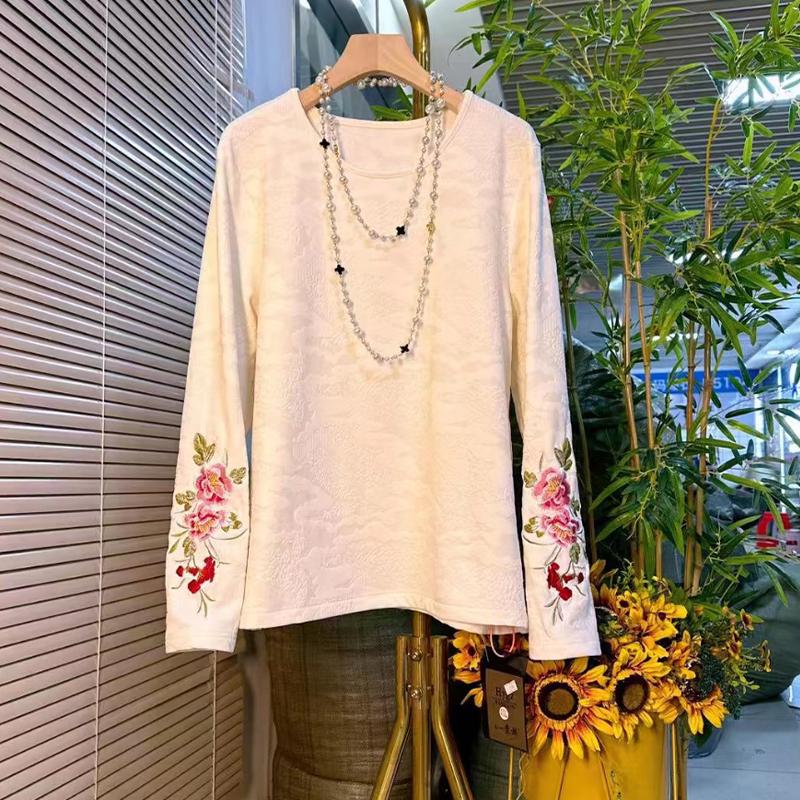 Plus Size Women's Long Sleeve Embroidered Floral Cuff Retro Slimming Shirt