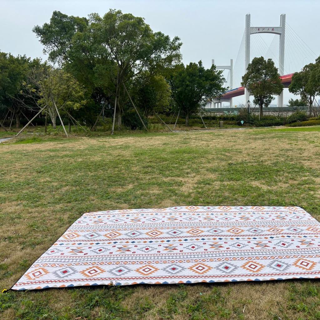 Tappetino da Esterno Impermeabile Spesso - per Picnic ad Ultrasuoni, Campeggio, Prato, Spiaggia e a Prova di Umidità