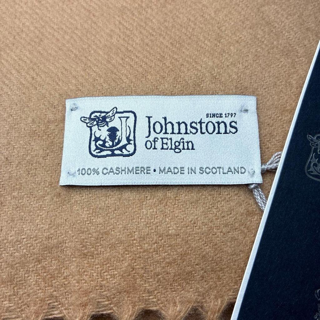 Used Excellent condition, Johnstons 100% Cashmere Large Stole, Camel