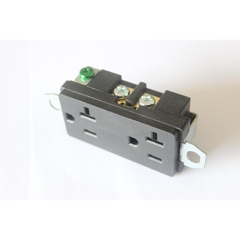 XIONGDA Industrial Child Safety 6-Hole Double 20A 125V American Socket
