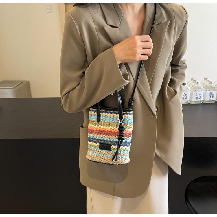 Fashion Portable Striped Women Crossbody Bags Straw Large Capacity Beach Bag Shoulder Bags Ladies Casual Clutch Purse