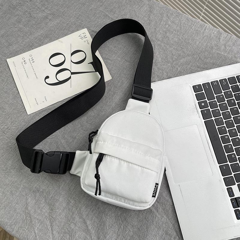 Women's Fashion Mobile Phone Chest Bag Trend Ins Japanese Casual Shoulder Bag Lightweight Joker Portable Nylon Satchel.