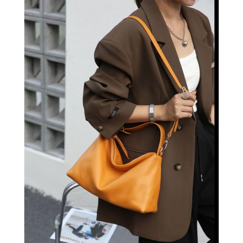 

Женская сумка через плечо из коровьей кожи большой вместимости из мягкой кожи жёлтый