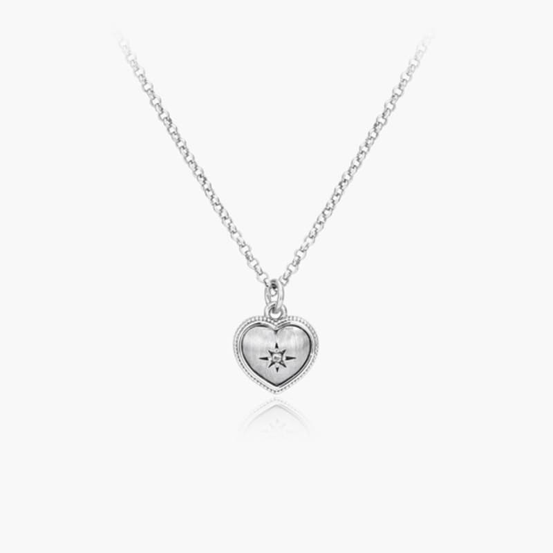 Noonoo Fingers Love In Heart Necklace