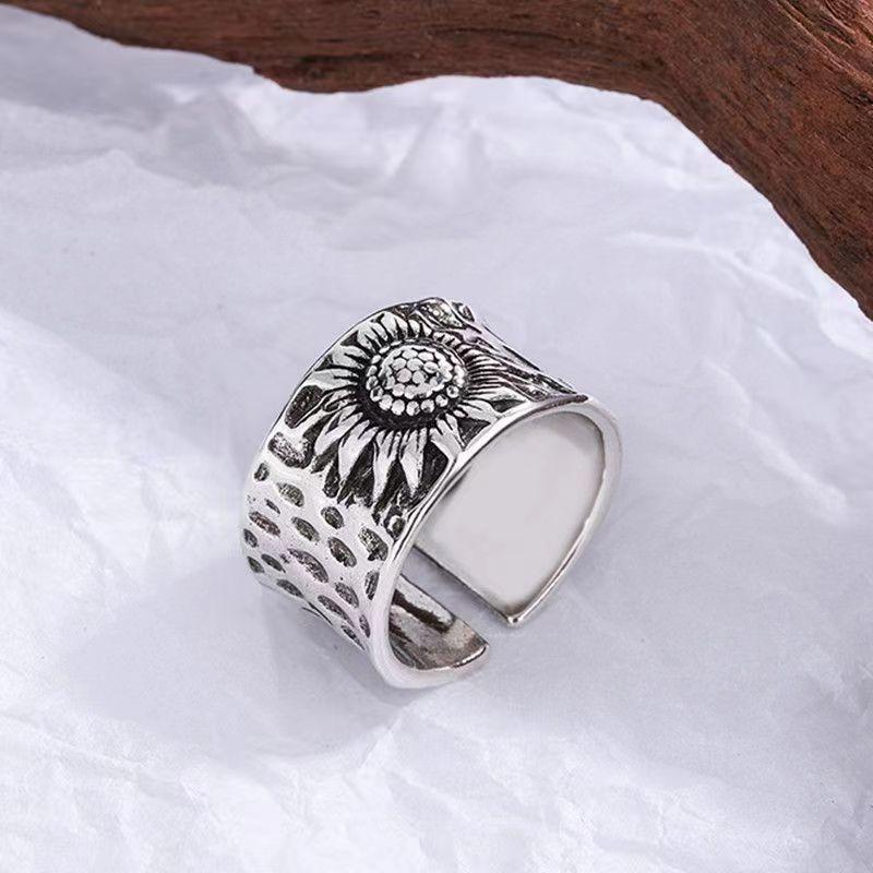 Sunflower Ring Exaggerated Punk Hip-hop Sunflower Wide Open Ring