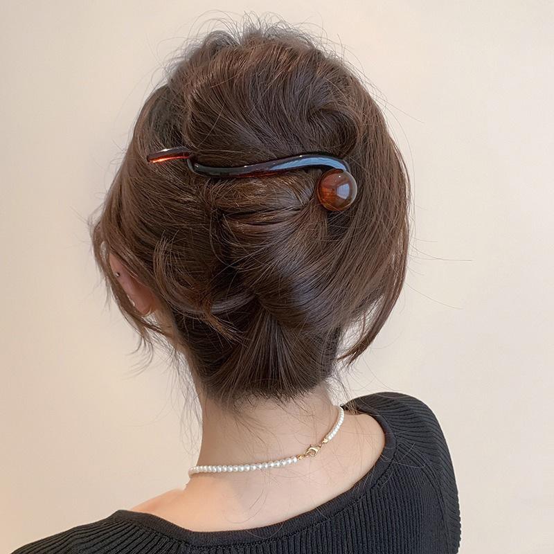 Francouzská retro perlová twist sponka do vlasů—Elegantní jednoslovný styl pro ženy