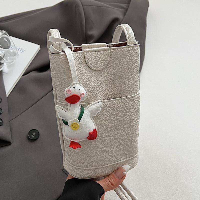 Simple and Casual Mobile Phone Bag Fashionable and Stylish Commuting Crossbody Bag for Women