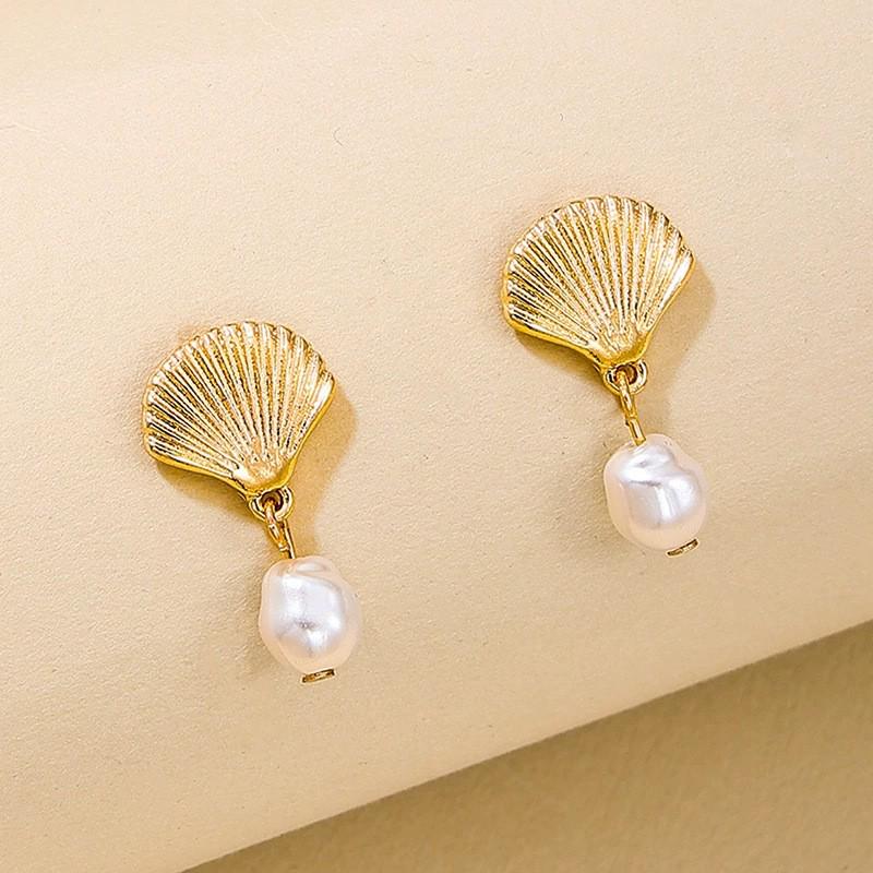 Creative Pearl Starfish Stud Earrings for Women - Exquisite Seaside Resort Style