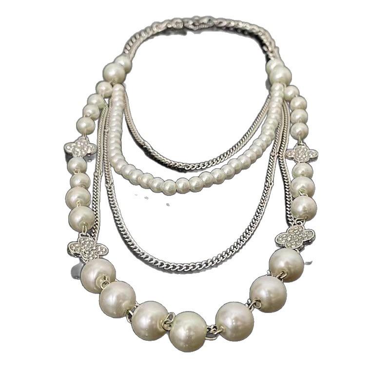 Vintage Multi-layer Four-leaf Clover Necklace for Women, Niche, Versatile, Fashionable Design, Clavicle Chain, Sweater Chain, Trendy