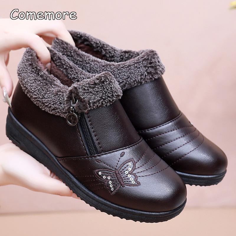 

Fashion Embroidered Butterfly Mom s Shoes 2025Winter Warm Short Plush Ankle Boots Wedge Heel Side Zip Boots Comfortable Zapatos De Mujer 35 коричневый