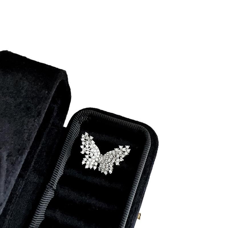 Orecchini a clip con fiocco in zircone dal design di nicchia per donna, orecchini alla moda eleganti retrò, orecchini con temperamento lussuoso leggero
