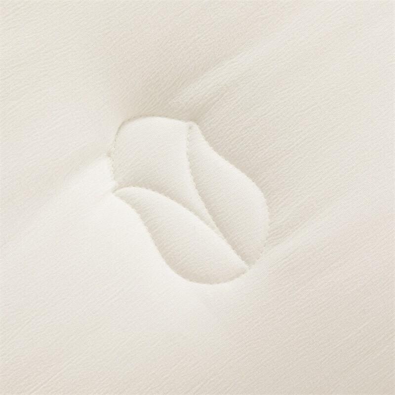 Mercury Home Textiles DH Corn Warm Winter Quilt