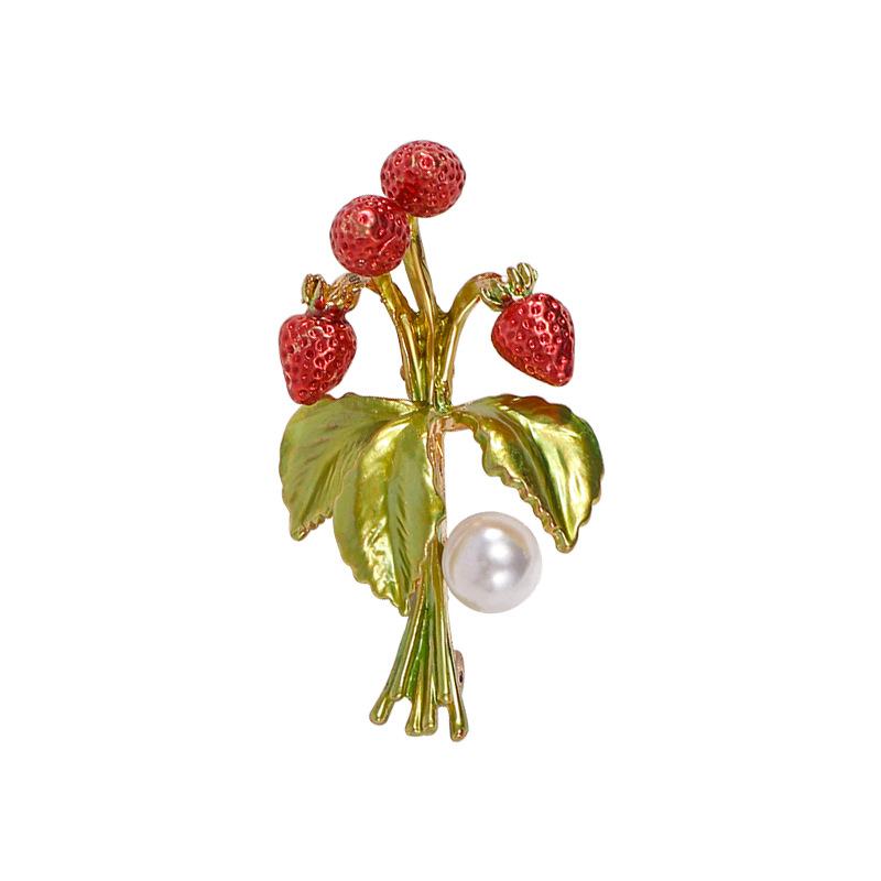 Cute Strawberry High-end Fashion Fruit Accessory Brooch