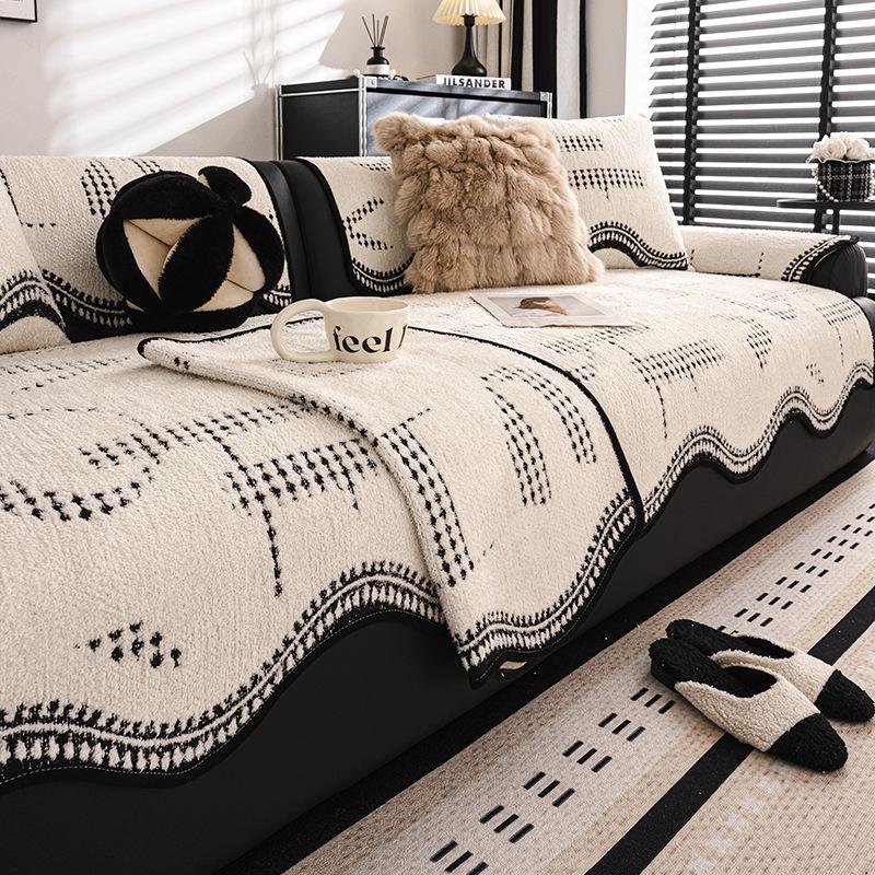

Special-shaped plush sofa cushion 2025 new autumn and winter straight non-slip seat cushion light luxury high-end sofa cover 70*70cm