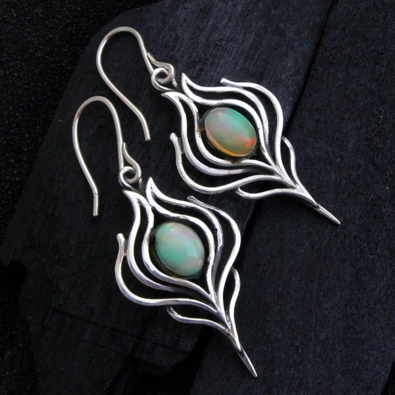 Imitation Turquoise Hollow Peacock Feather Shape Dangle Earrings for Women Vintage Silvery Plated Pendant Jewelry Crafts