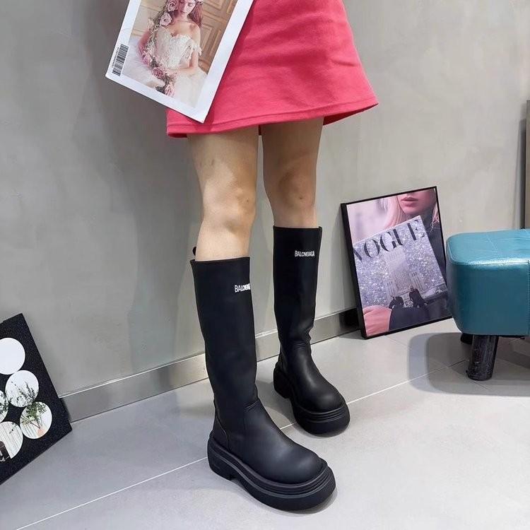 Letters But Knee Medium-high Boots for Women, New Thick-soled and Thin Rear Zipper Chimney Boots In Autumn and Winter