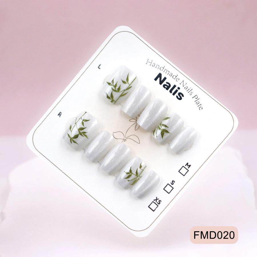 Cat's Eye Model, Beautiful Temperament, Little Fairy, Royal Sister Style Nail Art, High-end Niche 10 Pieces, Sub-size Wearing Nail