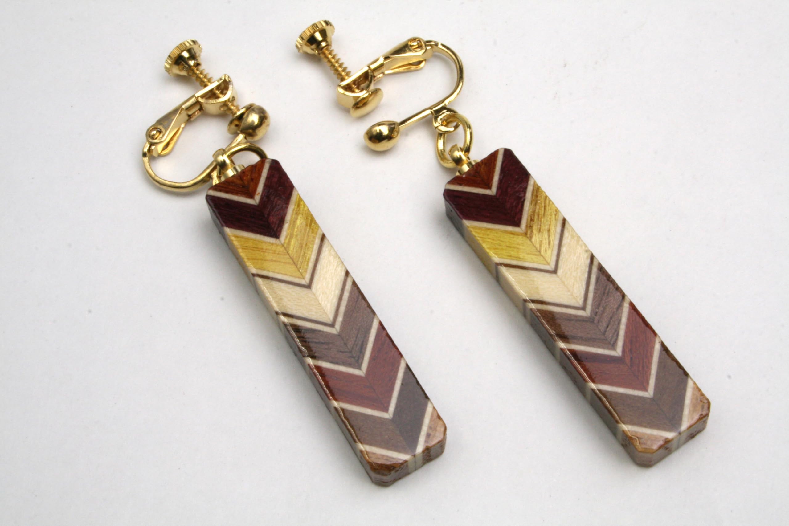 

Parquet Earrings D by Hakone Maruyama Bussan