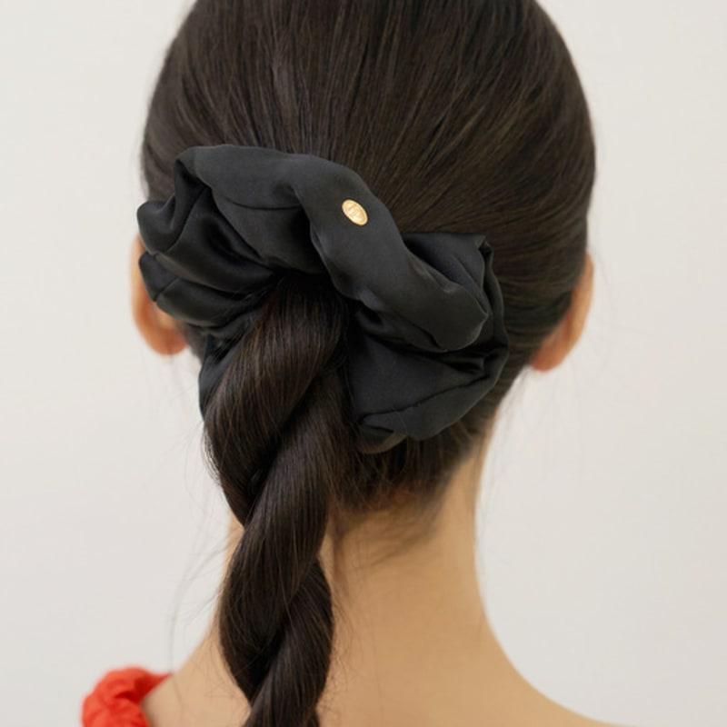 FANTASTIC PLANET Soft Satin Scrunchie (4colors)