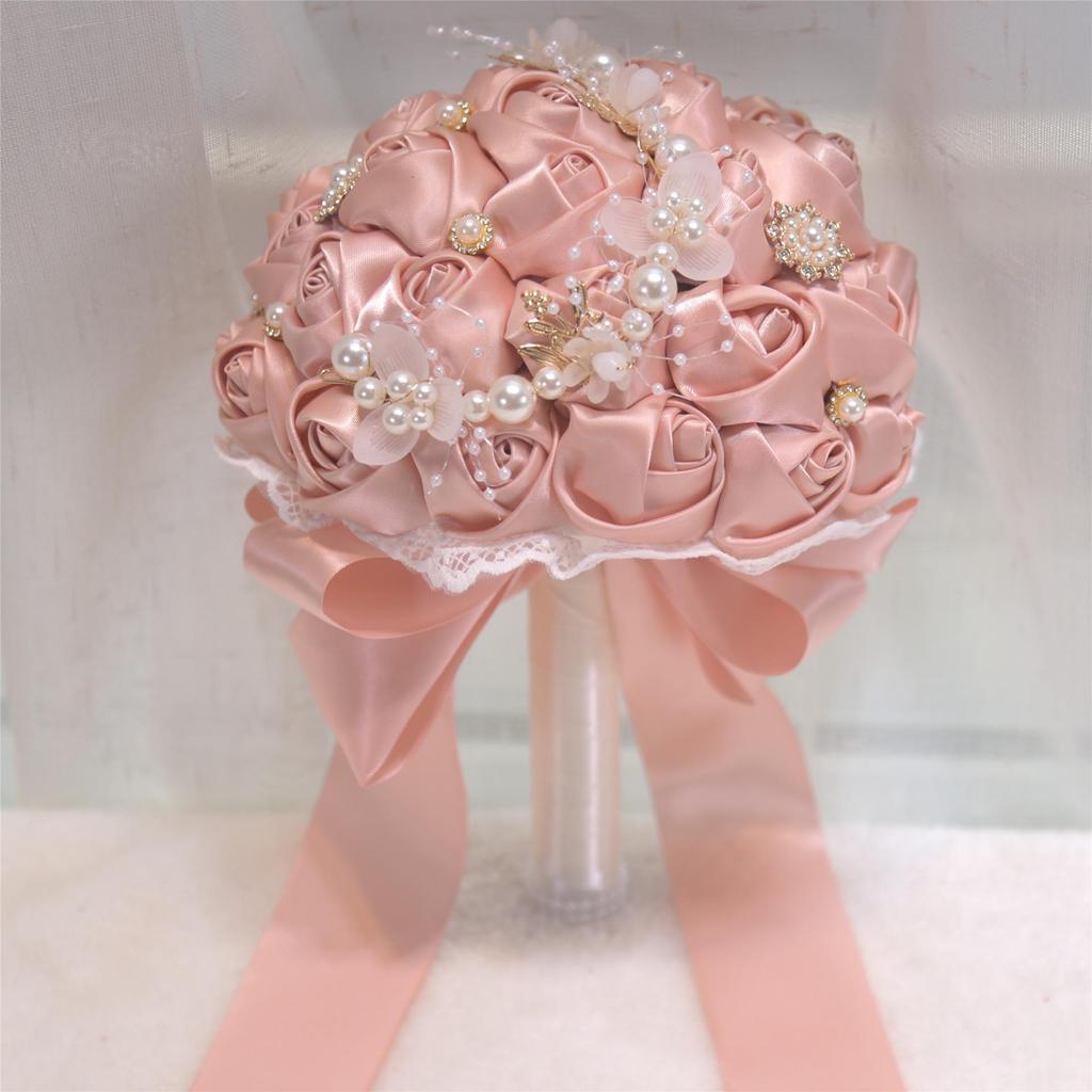 Forest Style Handheld Bridal Bouquet for Wedding Photos and Marriage Registration