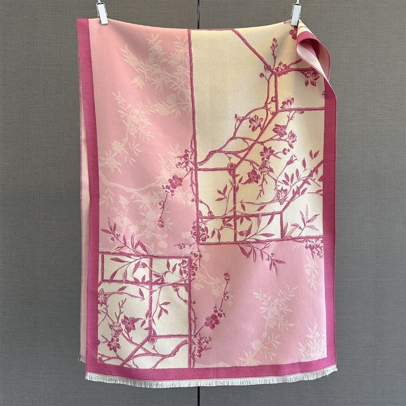 Autumn New Cashmere Tassel Scarf Women's Fashion Age-reducing Jacquard Scarf Warm and Thickened Large Shawl