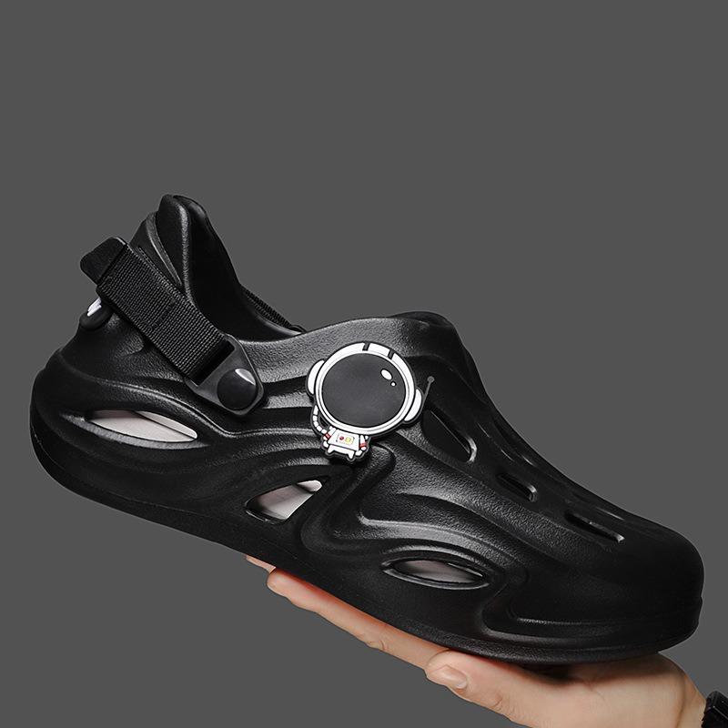 Men's Hole Shoes Summer Platform Wear Cool Slippers Beach Bag Head Non-slip Deodorant Couple Slippers Women