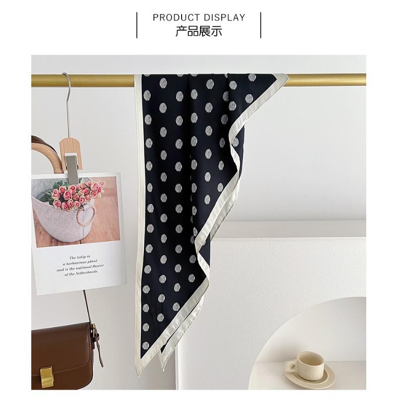 Classic Polka Dot Triangle Scarf Women Spring Summer Versatile Decorative Fashion Scarf