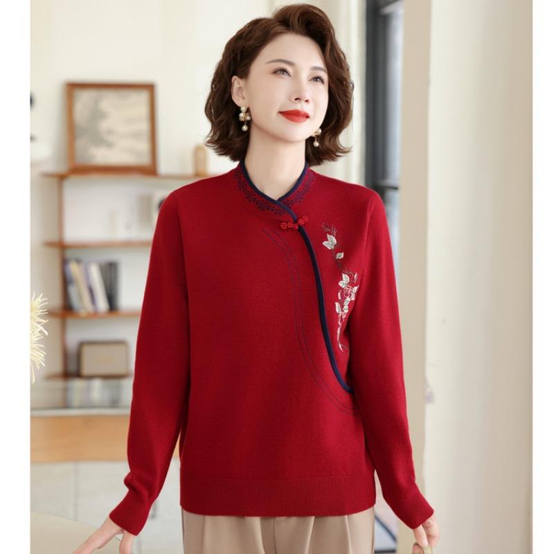 Autumn and winter new middle-aged and old women's clothing age-reducing sweater bottoming shirt mother winter clothing Chinese knitted top