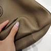 2025 Women's Genuine Leather Tote: High-End, Large Capacity, Commuter Handbag