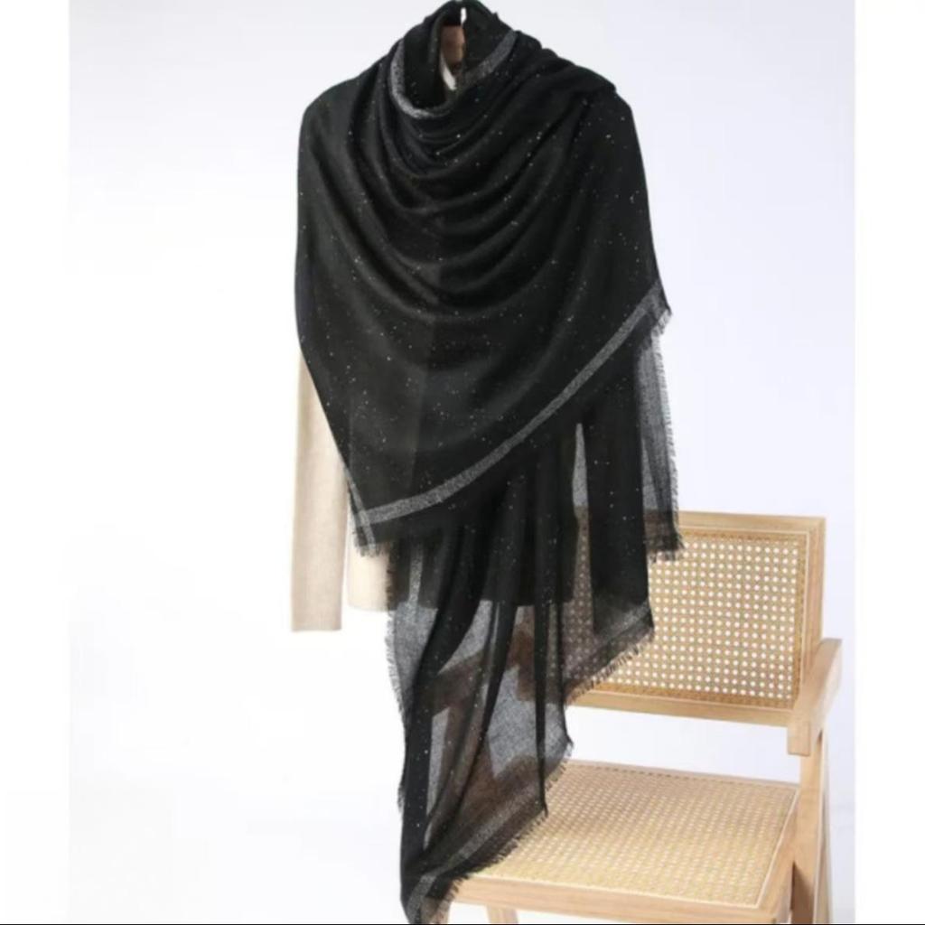 Vintage Cheongsam Pure Wool Triangle Scarf & Shawl