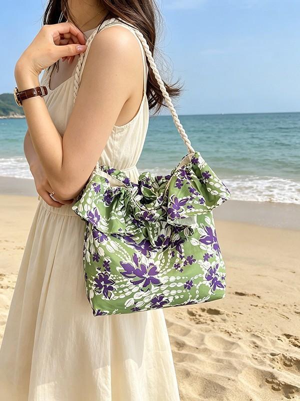 Casual Tote Bag With Floral Print And Ruffle Edges For Beach And Day Trips