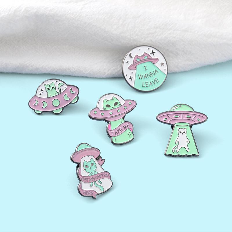 Eyecatching Geometric Alien Ufo Alloy Brooch Stylish Pin For All Occasions