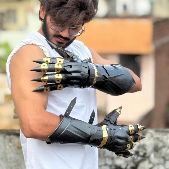Shadow Nazgul Gauntlets  Handcrafted Blackened Brass-Coated Gothic Armor Gloves with Dark Fantasy Detailing for LARP, Cosplay, Renaissance
