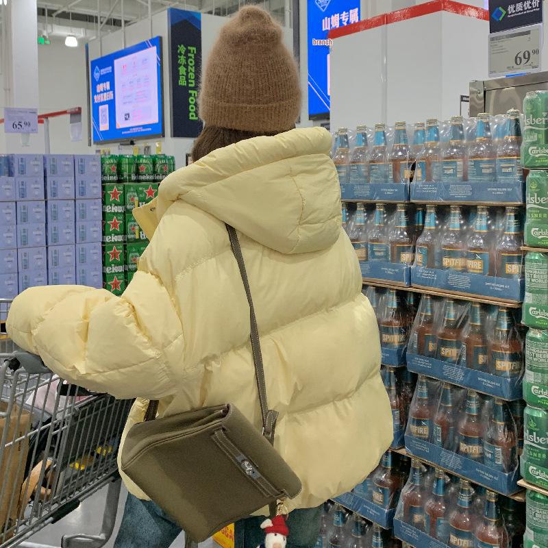 Damska krótka kurtka puchowa w stylu koreańskim na rok 2024 - Zimowy płaszcz o luźnym kroju z 90% białym puchem kaczym